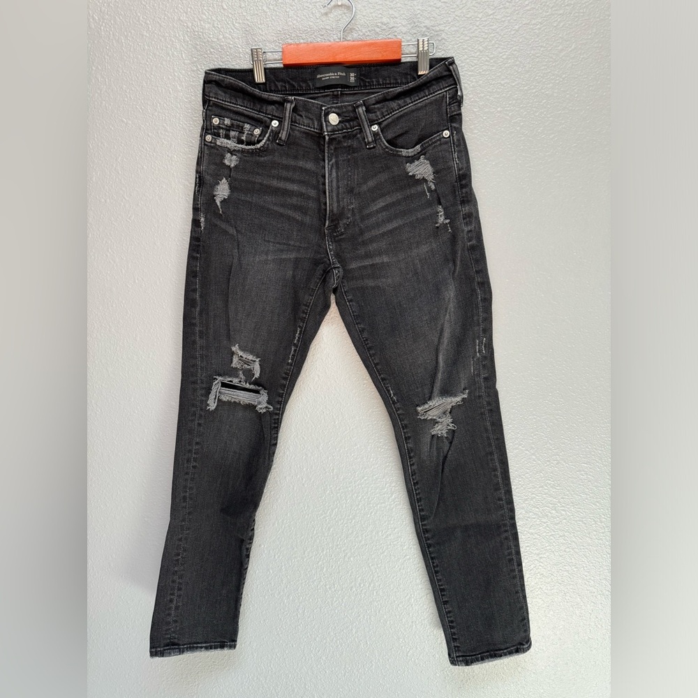 Abercrombie and Fitch men’s skinny stretch jeans size W 30 L 30 color black